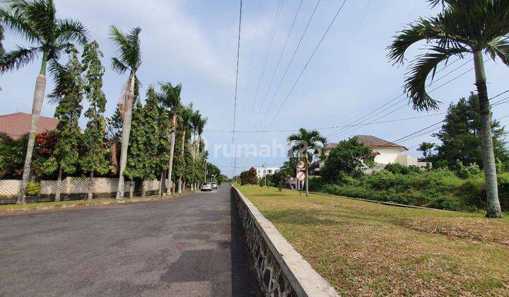 Dijual disewakan Tanah Luas di Jalan Kembar Bukit Dieng Malang