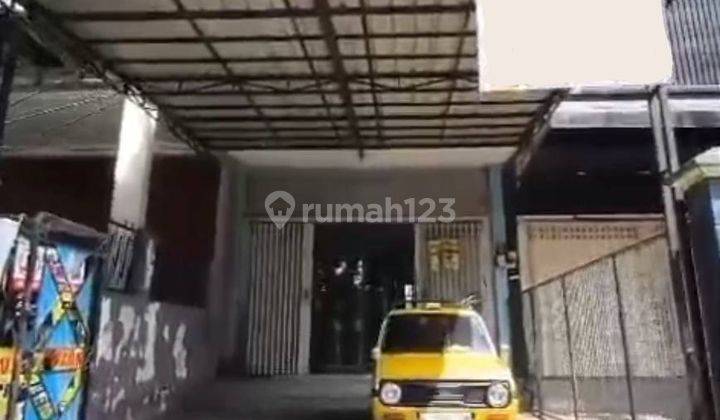 Disewakan Ruko 2 Lantai Plus Rooftop di Jalan Soekarno Hatta Malang 2