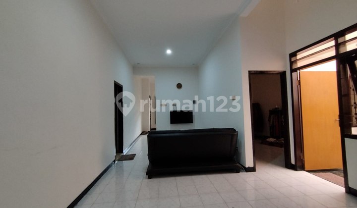 For Sale Ready-to-Live House in Raden Intan Arjosari Malang Near Terminal 2