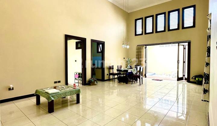 Dijual/Disewakan Rumah Mewah Furnish di Kawasan Elite Araya Malang  2