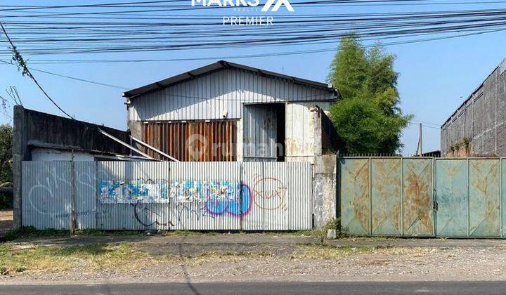 Gudang Strategis di Raya Karanglo Malang Dekat Exit Tol 1