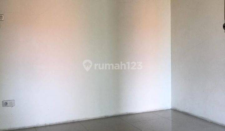 RUMAH SIAP HUNI SHM DUKUH KUPANG 2 LANTAI DEKAT KAMPUS UWK 2