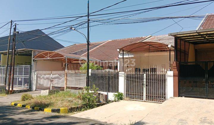 Disewakan Rumah Siap Huni Row Jalan Lebar Darmo Permai Utara 1