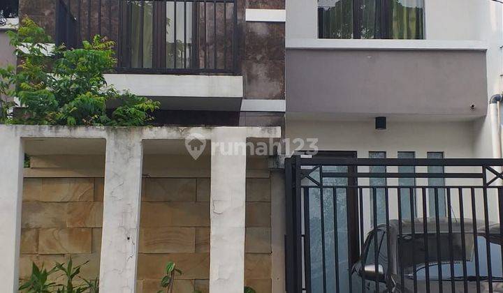 Rumah Siap Huni Semi Furnished Babatan Pratama 2 Lantai Shm Bagus 2