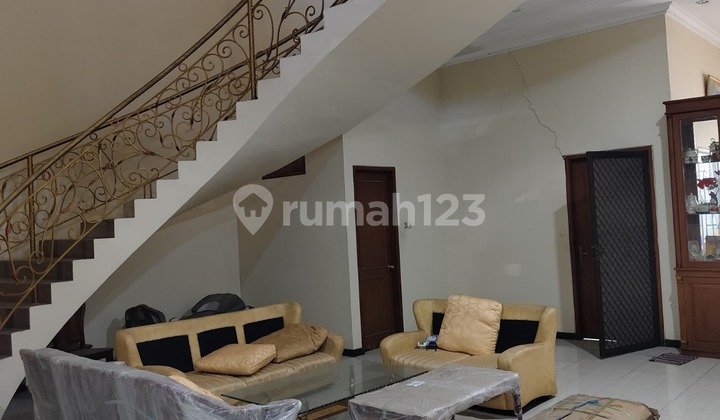 Dijual Rumah Bagus - Jalan Kembar 2