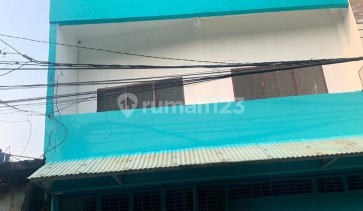 Rumah Siap Huni Baru Renov 3 Lantai di Teluk Gong