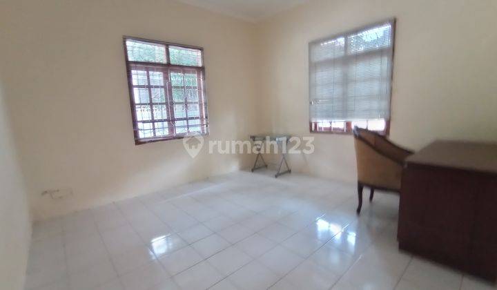 Disewakan Rumah Asri di Pulo Asem 5
