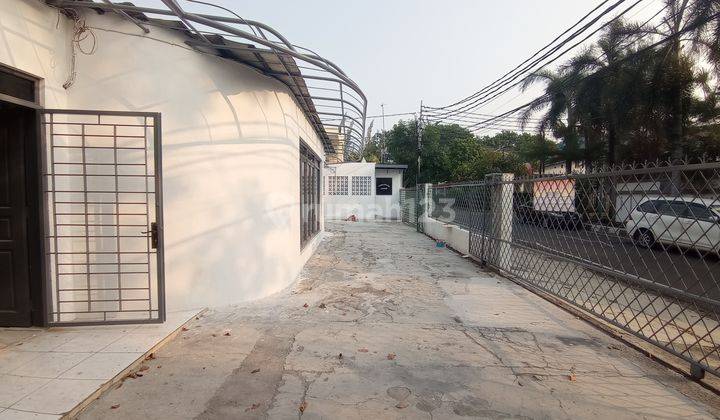 Sewa Rumah Luas di Kayu Putih Pulogadung 2