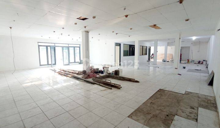 Sewa Rumah Luas di Kayu Putih Pulogadung 3