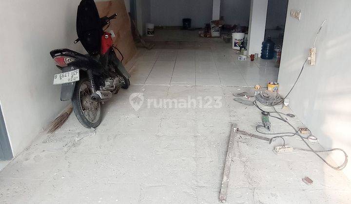 Sewa Rumah Luas di Kayu Putih Pulogadung 6