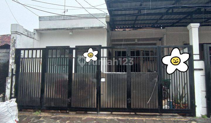 Rumah Bagus Semi Furnished di Rawamangun, Jakarta Timur 1