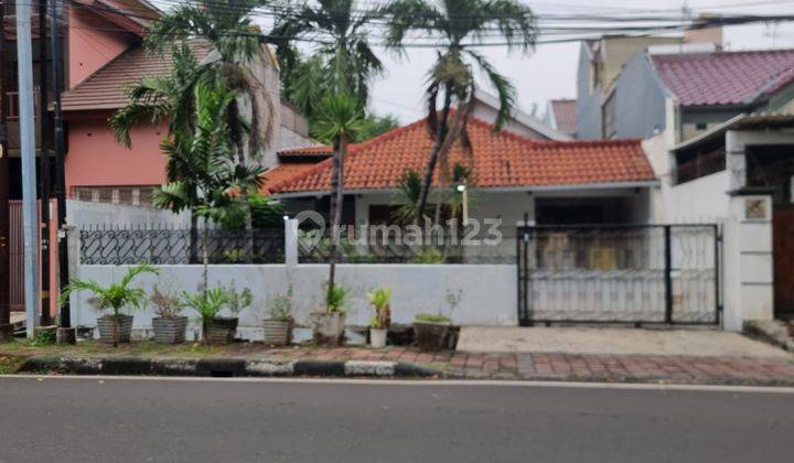 Rumah Standar di Pulo Asem, Jakarta Timur 1