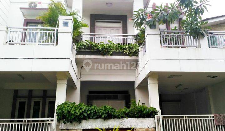 Rumah 2 Lantai Bagus Unfurnished SHM di Pekayon, Bekasi 1