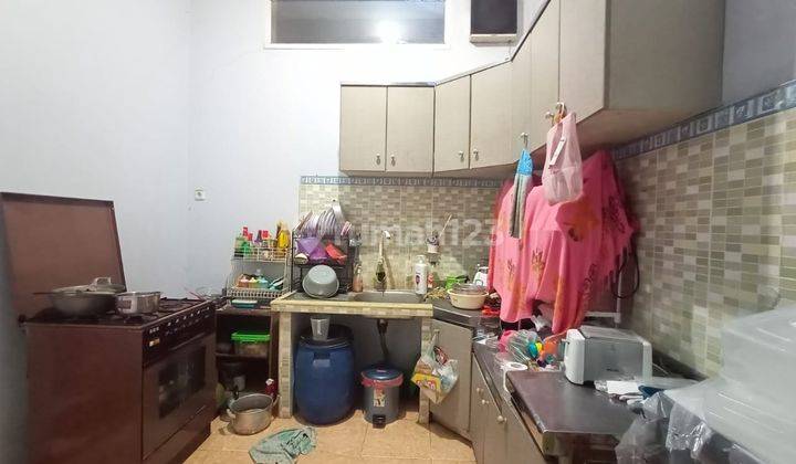 Rumah Bagus Unfurnished SHM di Pegadungan, Jakarta Barat 2