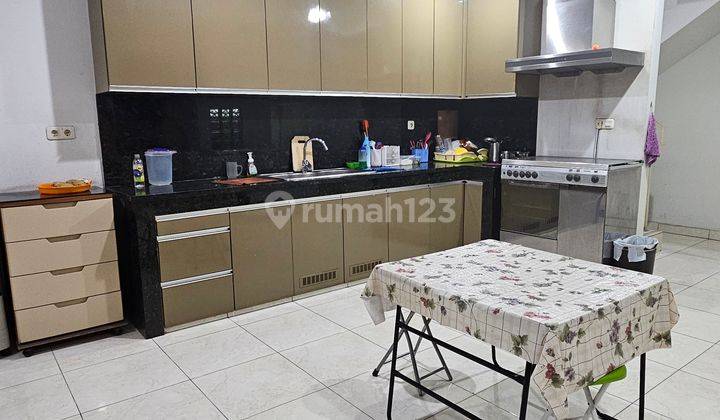 Rumah 3 Lantai Bagus di Pluit, Jakarta Utara 2