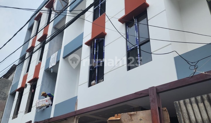Dijual rumah serbaguna 4 lantai di sumur batu Kemayoran jakarta pusat Dijual rumah serbaguna 4 lantai di sumur batu Kemayoran jakarta pusat