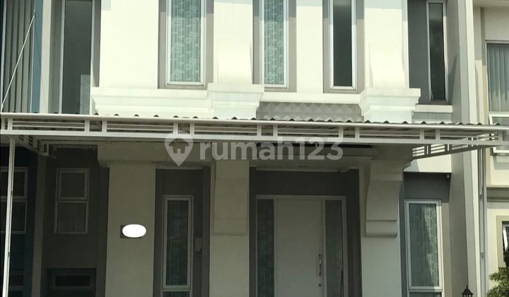 Nice House Semi Furnished SHM BSD, South Tangerang