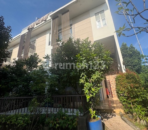 Rumah Bagus Furnished HGB Ancol, Jakarta Utara