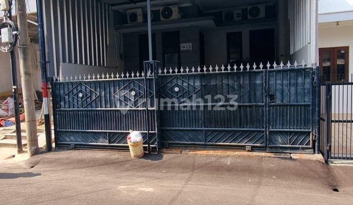 For Sale Nice Unfurnished House Kelapa Gading, North Jakarta For Sale Nice Unfurnished House Kelapa Gading, North Jakarta