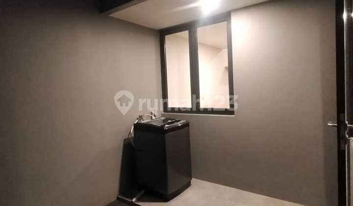 Rumah Bagus Furnished SHM BSD, Tangerang Selatan 2