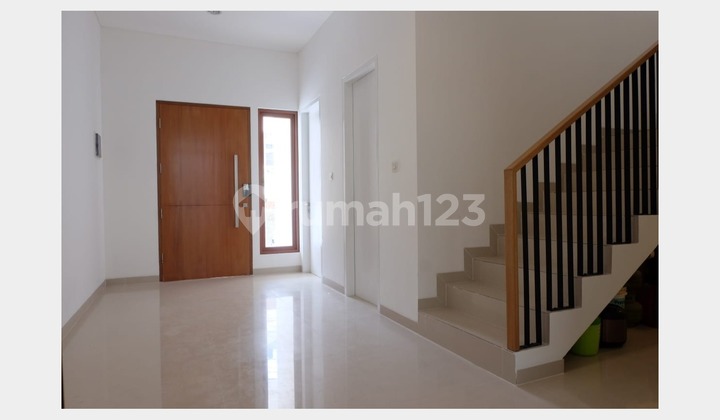 Dijual Rumah Bagus Unfurnished Kelapa Gading 2