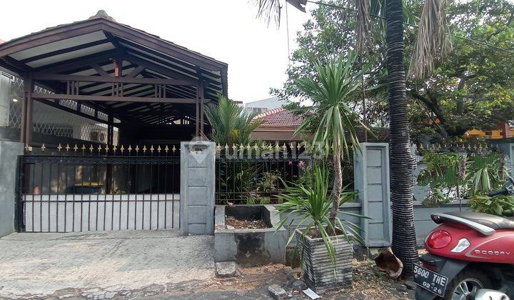 Dijual Rumah Asri di Pulo Asem Bebas Banjir 1