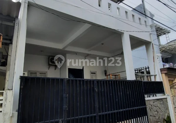 Rumah 2 Lantai di Kelapa Gading Rumah 2 Lantai di Kelapa Gading