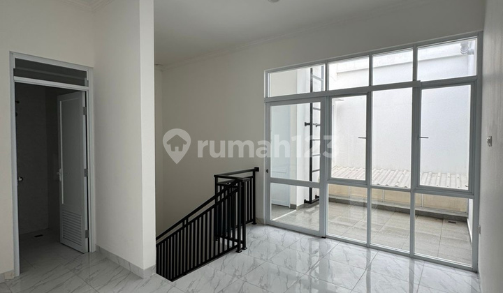 Nice House SHM Kelapa Gading, North Jakarta Nice House SHM Kelapa Gading, North Jakarta