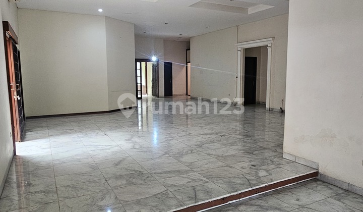 Rumah Bagus SHM Menteng Atas, Jakarta Pusat 2