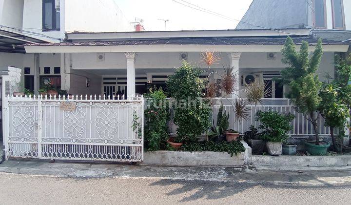 Rumah Semi Furnished di Pulo Asem, Jakarta Timur 1