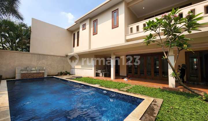 Rumah Sudah Renovasi SHM di Cilandak Barat, Jakarta Selatan Rumah Sudah Renovasi SHM di Cilandak Barat, Jakarta Selatan