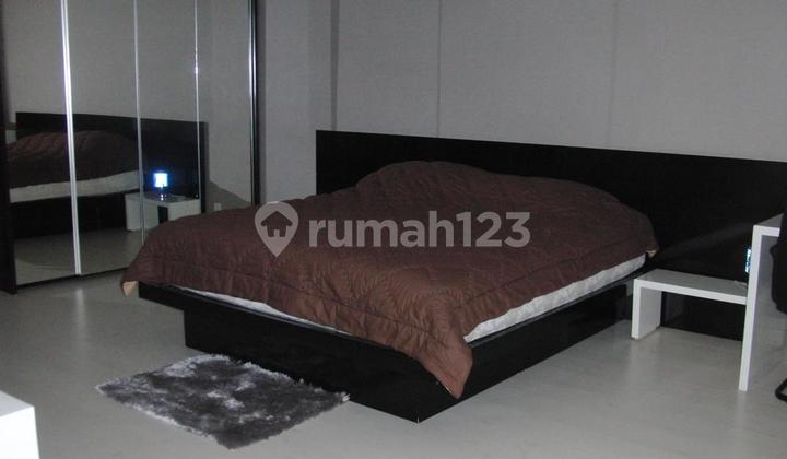 Sahid Sudirman Residence Apartment 3 BR Furnished