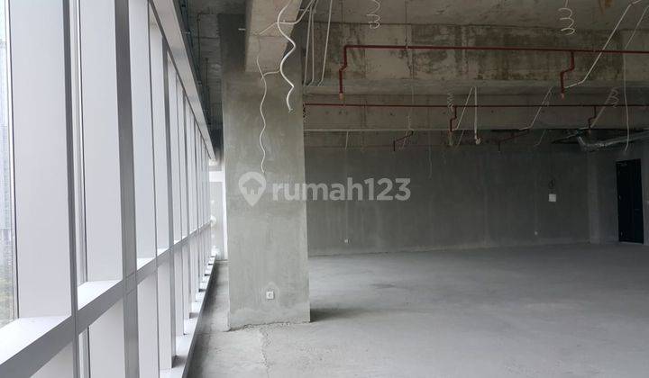 Perkantoran Sopo Del Tower di Jalan Mega Kuningan Barat  3