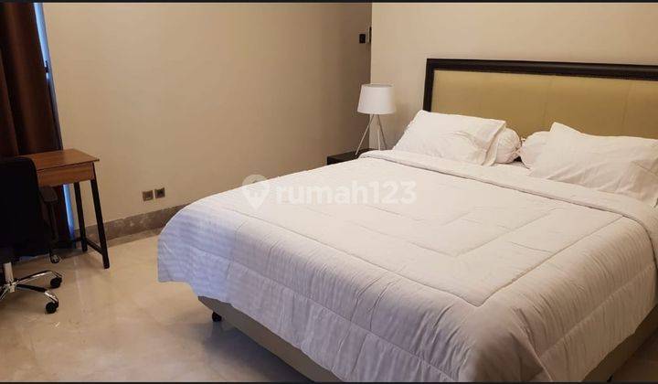  Apartemen District 8 Senopati 3 Kamar Tidur Furnished Baru 2