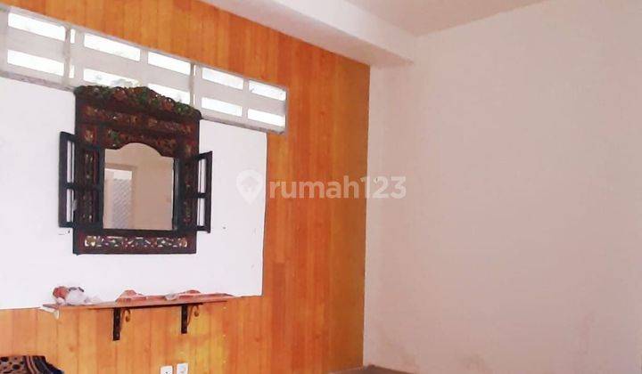 Rumah Secondary Semi Furnished Dekat Pemda Cibinong Bogor  2