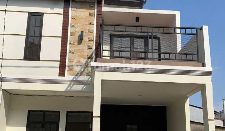 House and Shop near Cisalak Market Cimanggis Depok