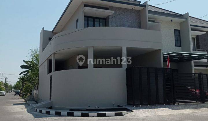 Rumah Baru Mewah Harga Budget Murah Dekat Pakuwon City, Merr  1