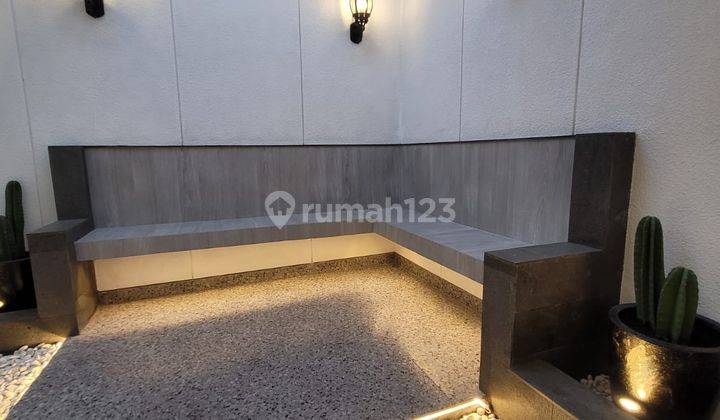 Rumah Kertajaya Indah Colonial Modern Mewah Siap Huni  2