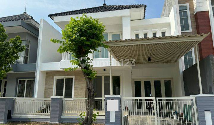 Rumah 2 Lt Pakuwon City Minimalis Bagus Siap Huni  1