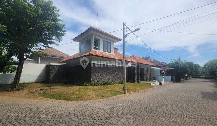 Rumah pantai mentari vibes bali Pool 1,5 LT dekat pakuwon city 1