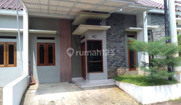 Rumah Cluster Hills Siap Huni Akses Stasiun 1