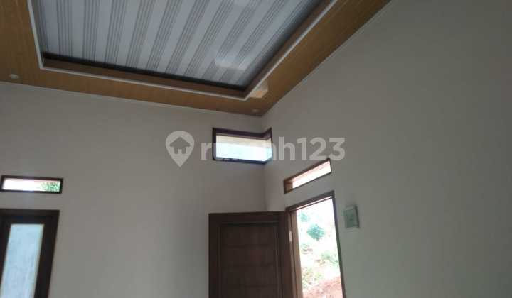 Rumah Baru Semi Furnished Akses Stasiun