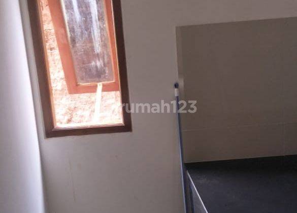 Rumah Baru Semi Furnished Akses Stasiun