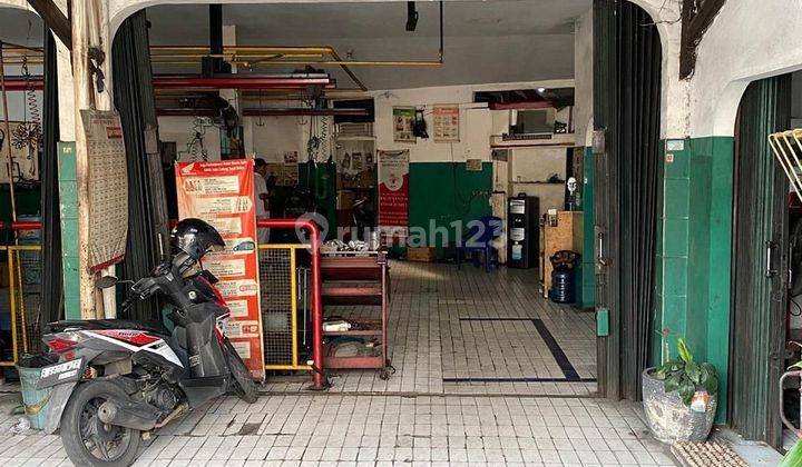 Ruang Usaha Bengkel Ex Honda Motor Di Lokasi Ramai 2