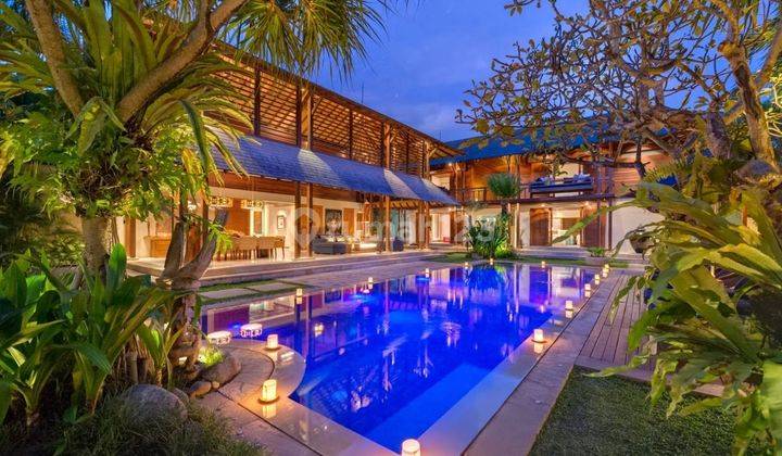 Jual Villa Bintang 5 Di Seminyak Petitenget Bali Luas 1615m² 1