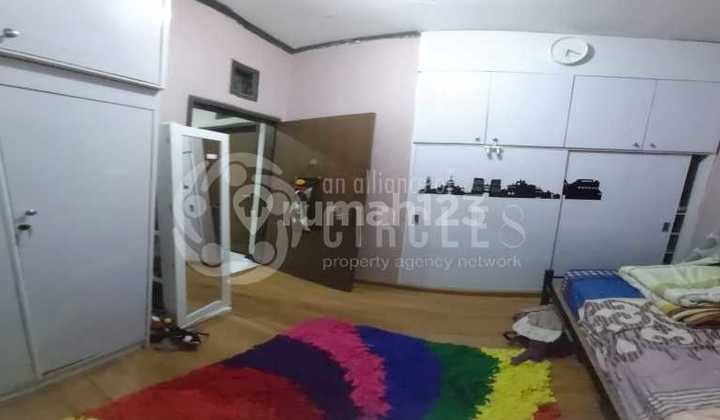 Disewakan Sweet Home ,semi Furnish 2 Lantai Murah Di Margahayu Raya 5