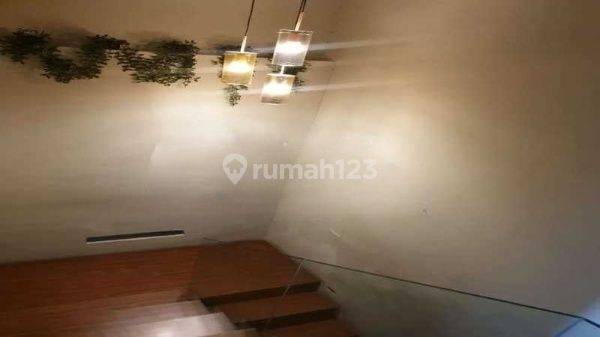 RUmah 2 lantai Interior Mewah di Regol Bandung 2