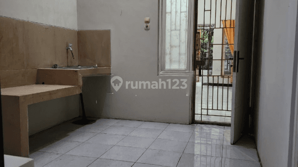 Rumah dengan Harga Spesial di Taman Kopo Indah Bandung 2