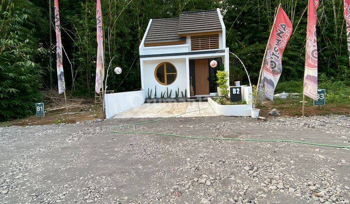 Rumah Murah Jogja Gaya Jepang Ada Pos Security Area Exit Tol Sentolo 2