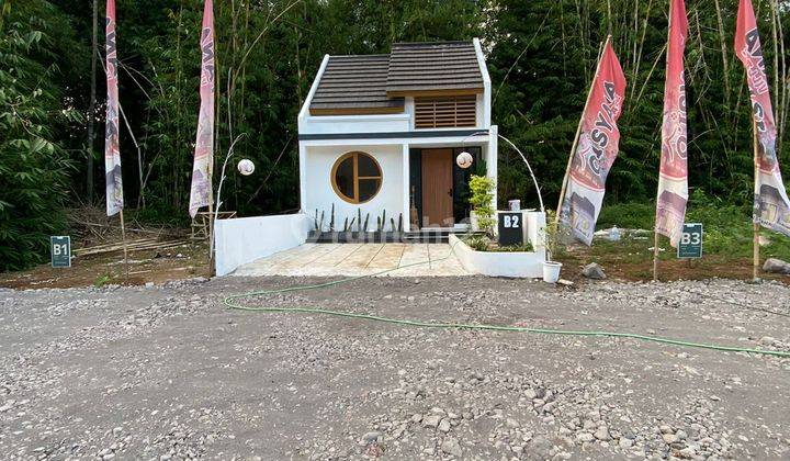 Rumah di Jogja Barat Kulon Progo Jepang Modern Ada Taman Bermain 1